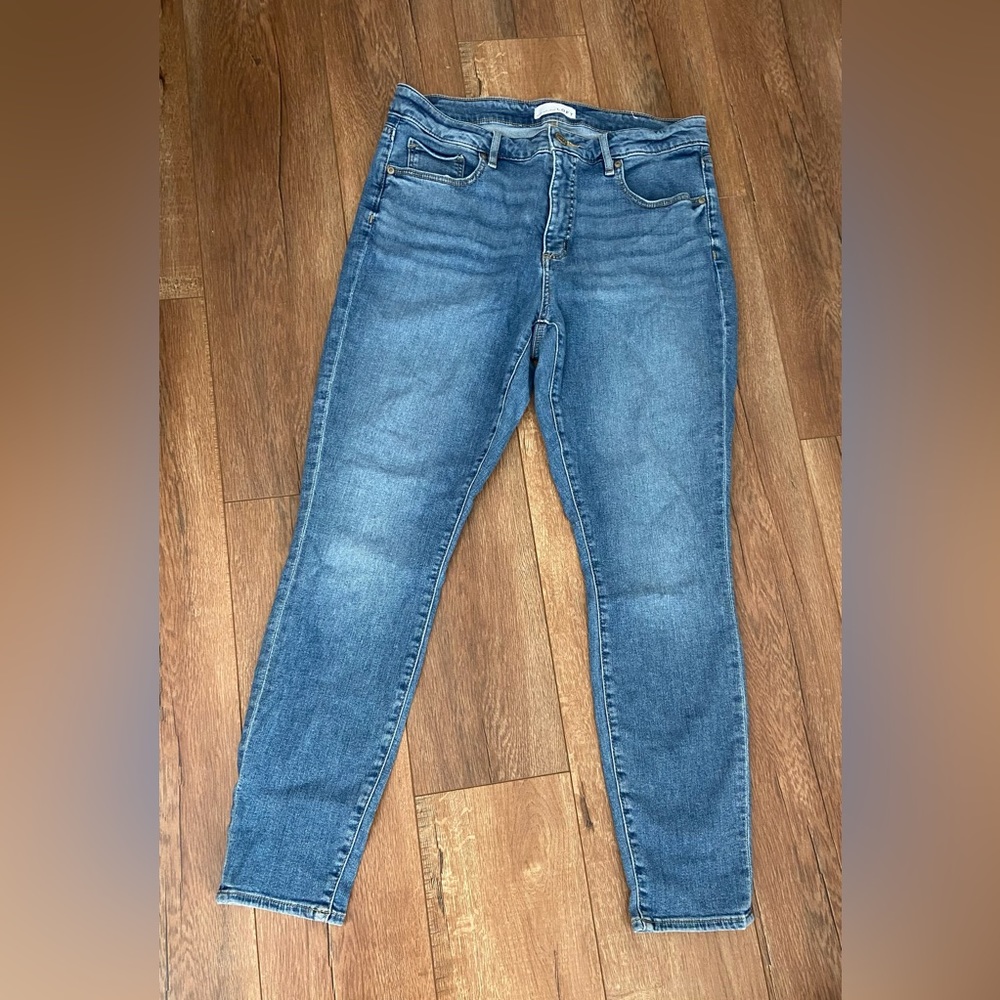 LOFT Curvy Skinny Cropped Jeans - Size 30-10